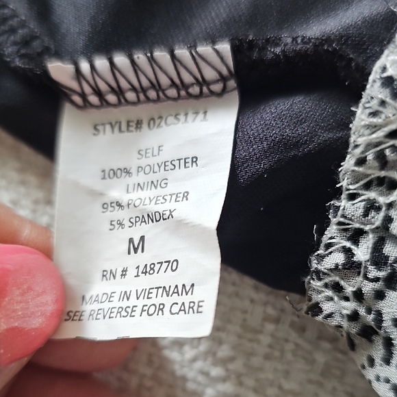 Sienna Sky Women's Black and Gray Lined Ruffle With Pockets Skirt Med Like New - Picture 9 of 12